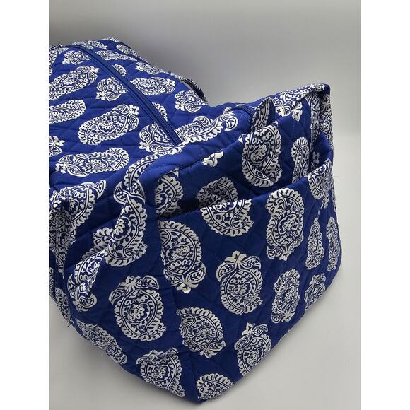 Vera Bradley Iconic Paisley Deep Ultramarine Premium Cotton Large Duffle Bag NWT - Picture 5 of 10